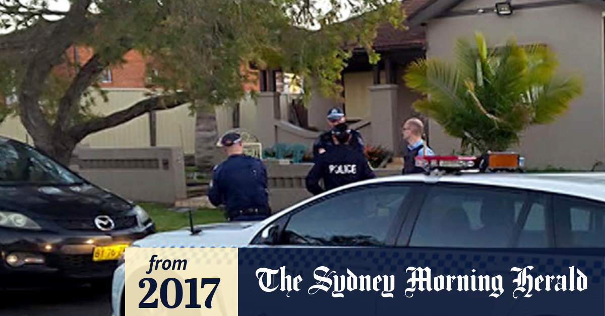 Video Police Conduct Dawn Raids Across Sydney 